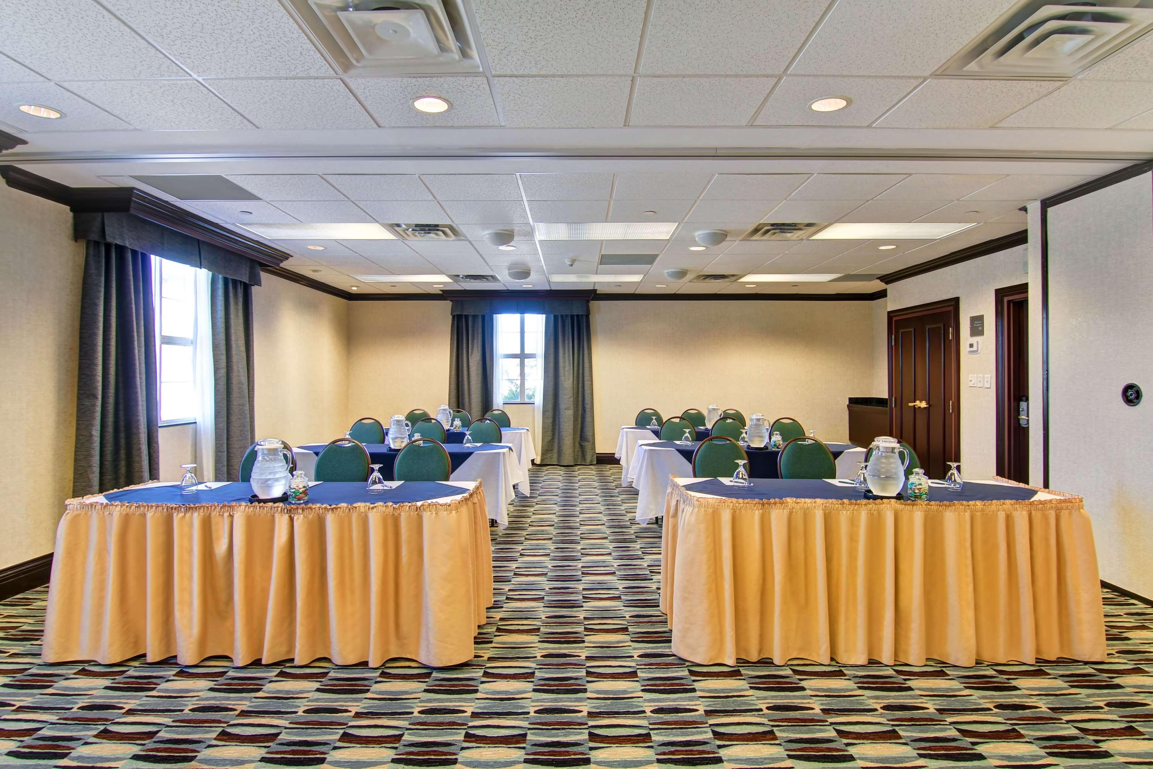 Homewood Suites By Hilton Toronto Mississauga Eksteriør billede