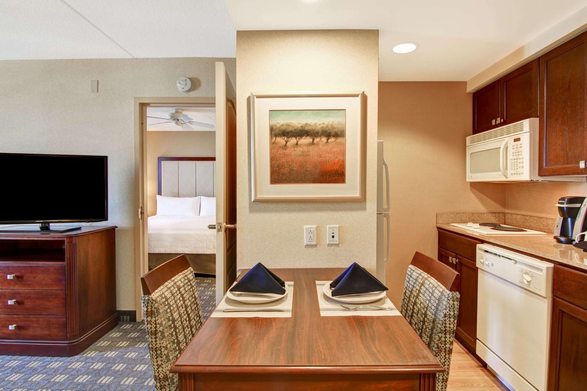 Homewood Suites By Hilton Toronto Mississauga Eksteriør billede